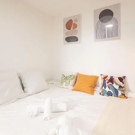 Neuf Et Cosy, Proche Lyon, Parking Appartement