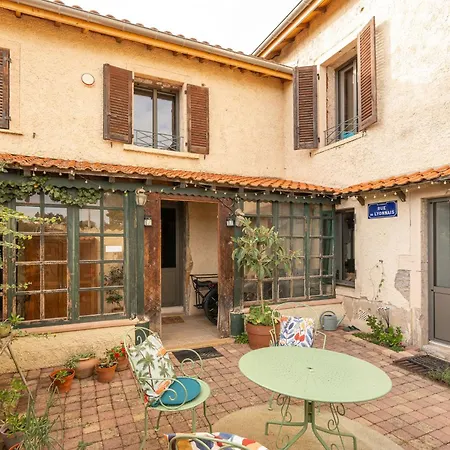 Neuf Et Cosy, Proche Lyon, Parking Appartement *